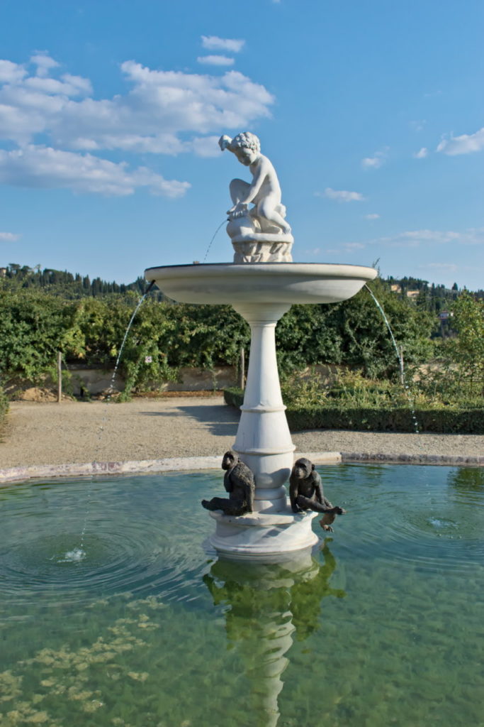 Schöner Brunnen im Giardino di Boboli Florenz Städtereise