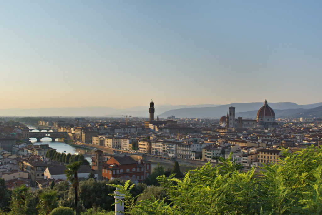 Traumhaftes Panorama von der Piazzale Michelangelo über Florenz Tipps